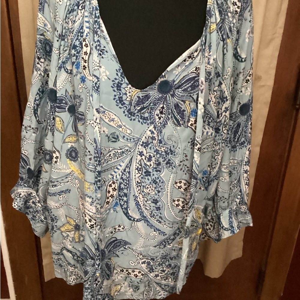 Karen Kane Blue Floral Blouse